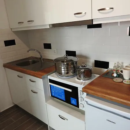 Kathopouli Apartman *